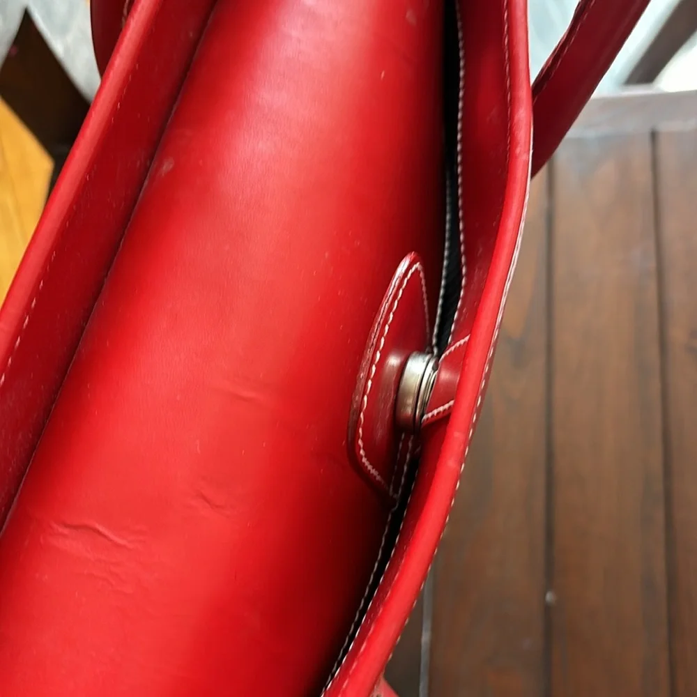 Dooney Bourke parasol hand bag. Cherry red, white stitching, rubber bottom - Picture 3 of 5